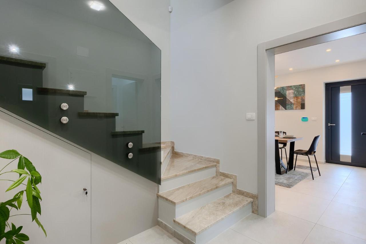 Villa Cascada Muntić エクステリア 写真