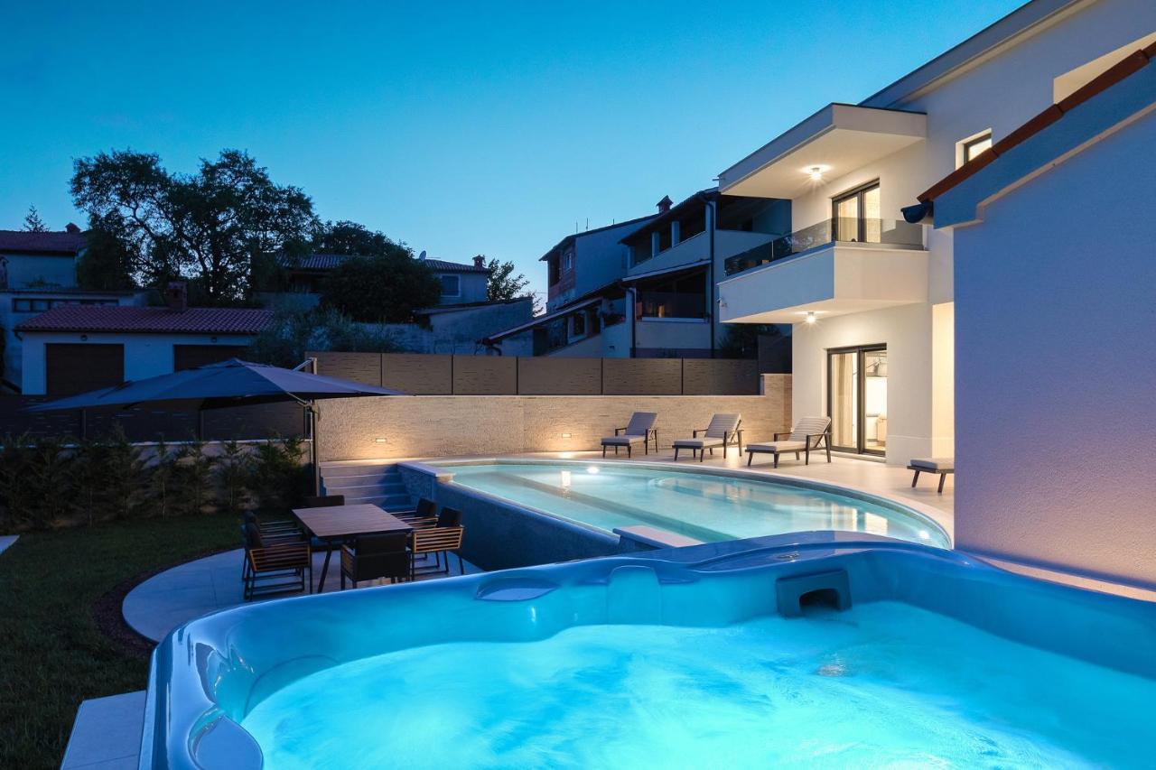 Villa Cascada Muntić エクステリア 写真
